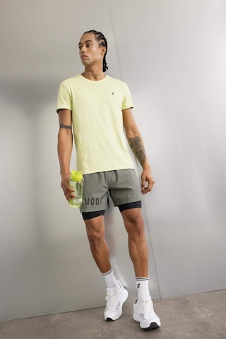 DeFactoFit Slim Fit Dar Kesim Fermuarlı Telefon Cepli Sporcu Taytlı Şort Z2147AZ24AUKH398