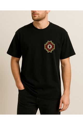 Etnik Yeşil Detaylı Halı Baskılı T-shirt Siyah