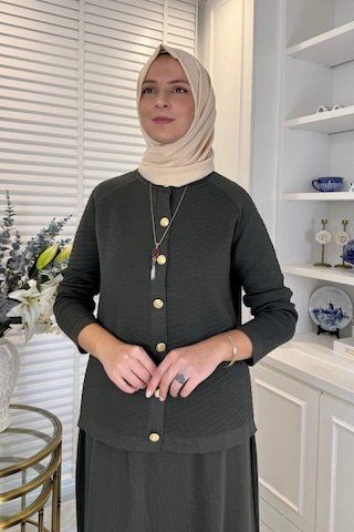Rabia Şamlı Melis Çelik Örme Triko Takım Haki Çok Renkli