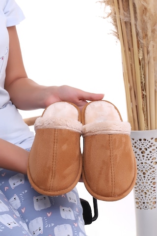 Wordex U050 Unisex Kışlık Ev İçi Kürklü Yünlü Terlik Hardal