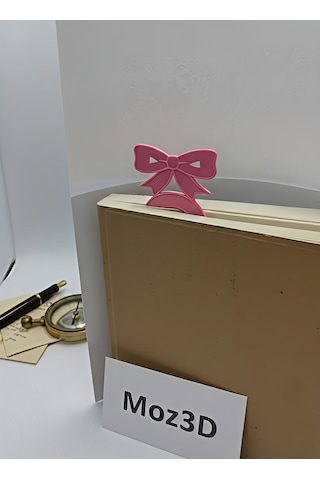 Pembe Kurdeleli Dekoratif Kitap Ayracı