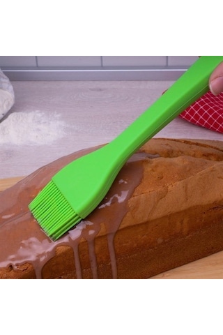 Lurch - Platin Silikon Pasta Fırçası 25,5 Cm Yeşil - Yanmaz, Yapışmaz, Bükülmez, Çizmez, Tat Ve Koku Bırakmaz - 240091