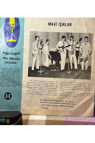 Mavi Işıklar - Çayır Çimen Geze Geze / Pınarbaşı 1966 Altın Mikrofon Orijinal 45'lik Plak