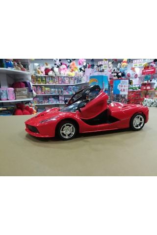 Uzaktan Kumandalı Kapıları Açılan Şarjlı Ferrari 1 : 16Ölçek Kır