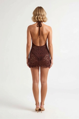 Benerly Kadın Halter Yaka Sırt Dekolteli Örme Mini Elbise Bodycon Kesim D Kahverengi
