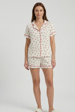 Cherry Ekru Biyeli Müslin Dokuma Şortlu Pijama Takımı Beyaz