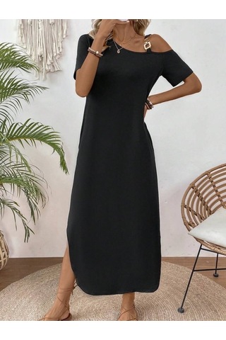 Kadın Tek Omuzdan Açık Toka Detaylı Yandan Yırtmaçlı Maksi Boy Viskon Elbise Siyah
