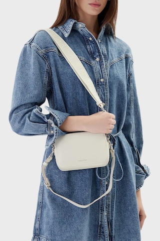 Calvin Klein Bayan Çanta Lv04f3165g Fup Ekru Ekru