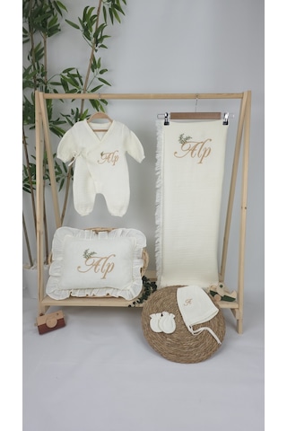Gros Shop Müslin Yeni Doğan 4katlı Organik %100pamuk Kişiye Özgü Nakışlı Hastane Çıkış Seti-dal Model Ekru