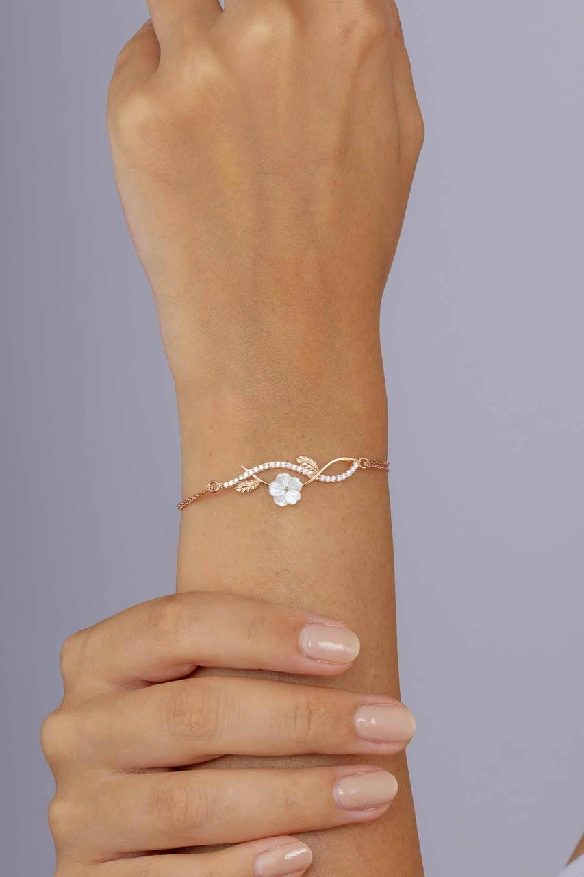 Gümüş Pazarım Manolya Çiçeği Kadın Rosegold Gümüş Bileklik Diğer