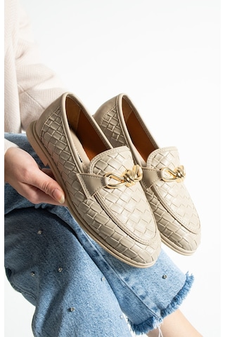 Lebibe Shoes Maby Kadın Bej Örgü Dokulu Zincir Detaylı Loafer Düz Ayakkabı Babet