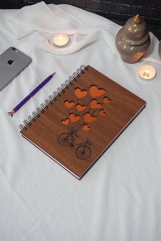 Balonlu Bisiklet Ahşap Defter - Ajanda - Spiralli - Çizgisiz Defter Ahşap Rengi Ceviz A5 Notebook Turuncu