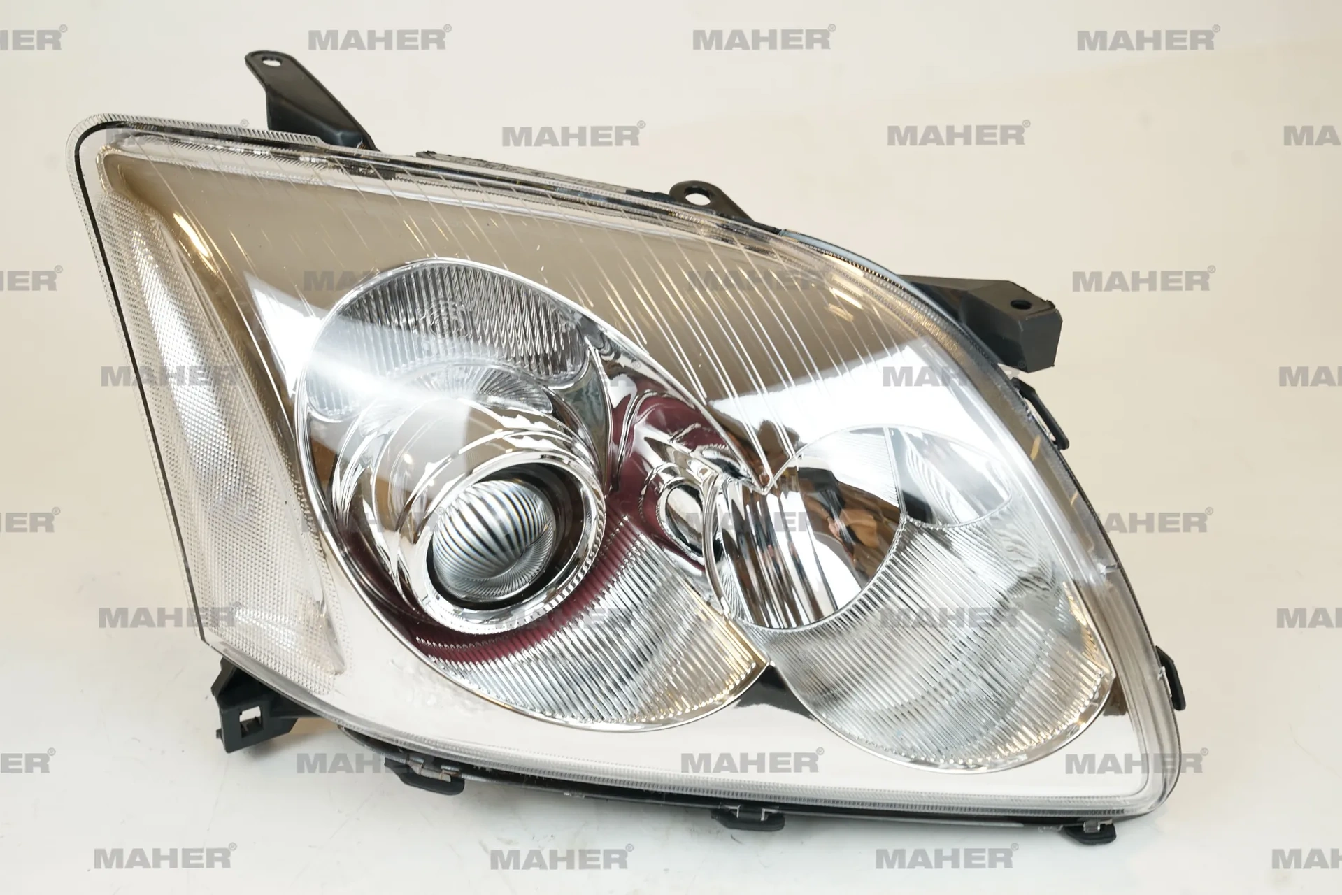 Far Avensıs 2004-2006 Motorlu Sağ 81130 05190