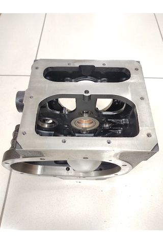 Antor/lombardini Ad820bs 17hp Motor Gövdesi