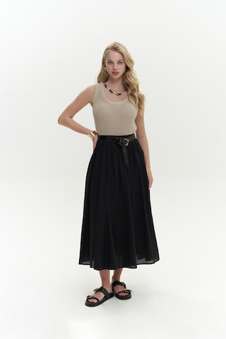 Mai Collection Mai Studios Co. Canti Triko Yırtmaç Detay Kolsuz Bej Süveter Çok Renkli