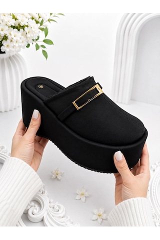 Dabab Shoes Nara Kadın Siyah Sıcak Kürklü Gold Tokalı Kapalı Burun Dolgu Topuklu Platform Terlik