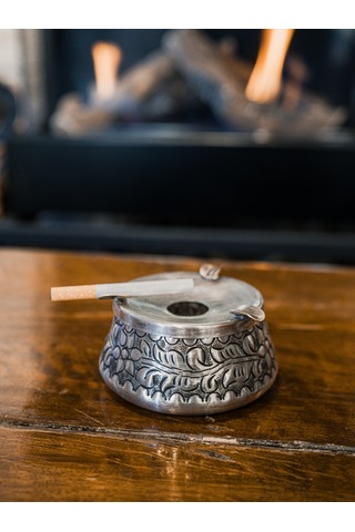 Bakır Kül Tablası Kabartmalı Gümüş Renk