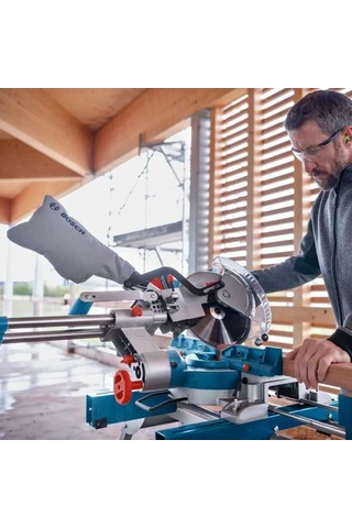 Bosch Gcm 18V 254 D 2x8Ah Akülü Gönye Kesme Makinesi