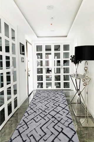 Siyah Gri Kaymaz Tabanlı Kesme Yolluk Koridor Mutfak Salon Halısı