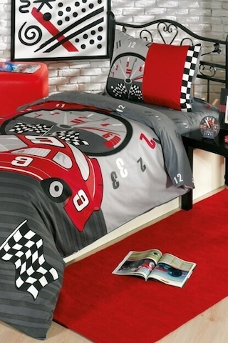 Taç Nevresim Takımı Kristal Yarışçı Nevresim Takımı