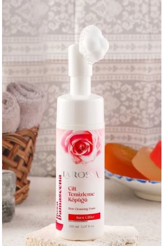 Larossa Gül Özlü Kuru Ciltler İçin Yüz Temizleme Köpüğü 150 ML