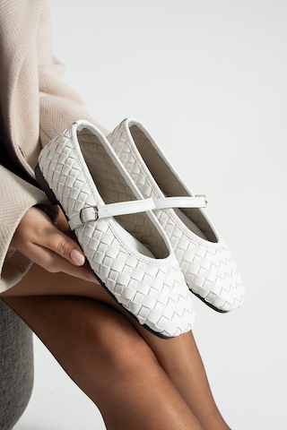 Dabab Shoes Elvıa Beyaz Kadın Örgü Dokulu Bilekten Bantlı Tokalı Mary Jane Düz Ayakkabı Babet