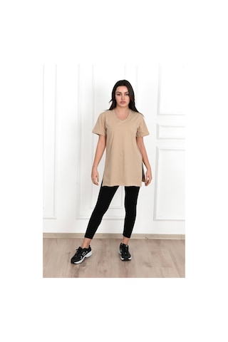 Kadın V Yaka Yırtmaçlı T-shirt 8783-22 001