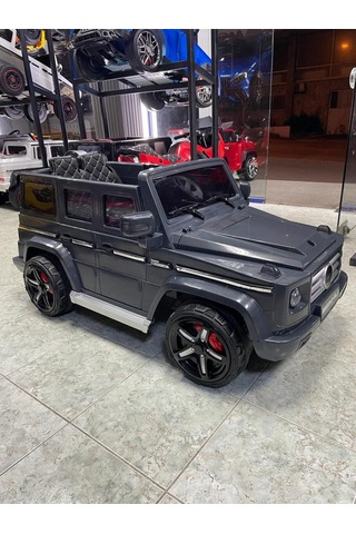 Akülü Araba Mercedes Brabus 12 Volt 0-6 Yaş Füme