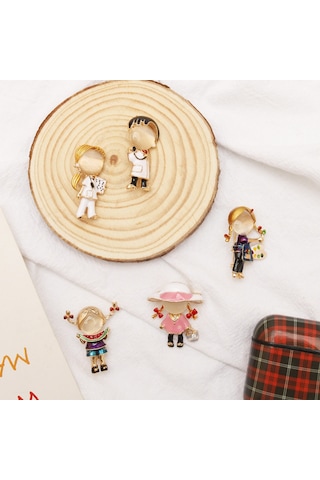 Xiyyadms Sevimli Hemşire Ve Doktor Figürlü Mor Renkli Çiçek Desenli Broş - Çocuk Ve Yetişkinler İçin Şık Aksesuar Gümüş