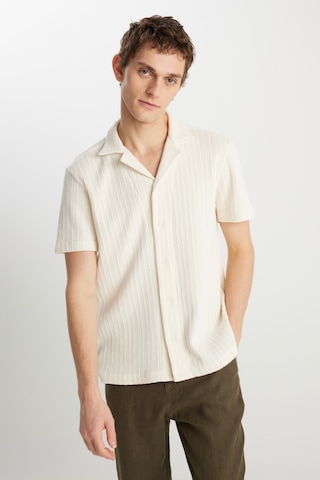 Wrangler Relaxed Fit Geniş Kesim Bej Gömlek Natural