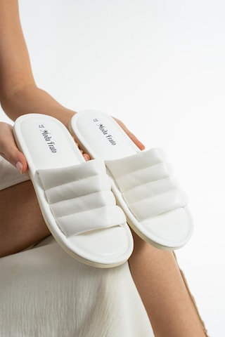 Pamela Kadın Terlik Dış Mekan Havuz Deniz Plaj Terliği Ev Terliği Beyaz