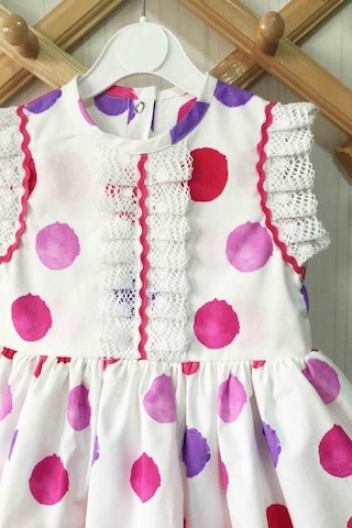 Dantel Ve Su Taşı Detaylı Puantiyeli Pembe Kız Çocuk Bebek Elbise 001
