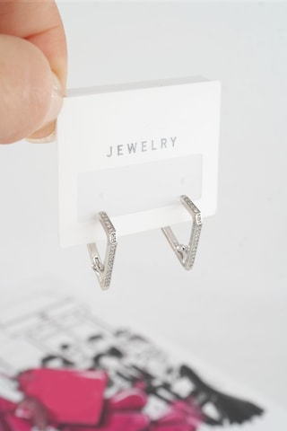 Byzeynaaksesuar Kadın Özel Tasarım Zirkon Taşlı 2'li Minimal Küpe 0003 Çok Renkli