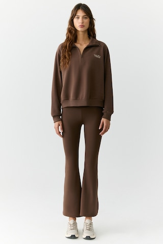 Urban Beat Emıya Kadın Dik Yaka Fermuarlı Relaxed Kahverengi Sweatshirt Kahverengi