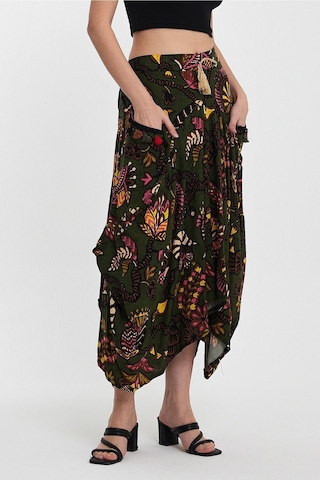 Schık Kadın Viskon Empirme Çiçek Baskı Bohem Stil Cepli Bel Lastikli Etek Haki