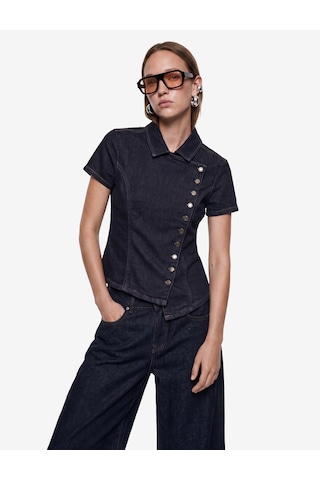 Koton Slim Fit Pamuklu Klasik Yaka Kısa Kollu Asimetrik Kesim Düğmeli Denim Bluz Koyu İndigo 7wal30005md Dark Indigo