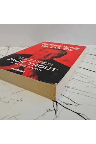 Farklılaş Ya Da Öl - Ölümcül Rekabet Çağında Hayatta Kalmanın Sırları