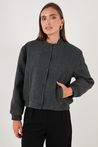 Lela Loose Fit Sıfır Yaka Çıtçıtlı Kaşe Kısa Bayan Mont 6810178 Antrasit