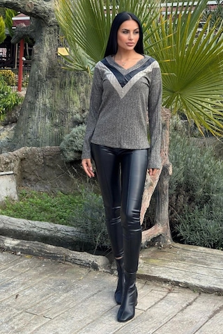 Haki & Antrasit Deri Kontrastlı V Yaka Kaşkorse Kazak Haki