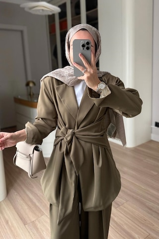 Ka Hijab Yandan Bağlamalı Ceket Takım - Yeşil