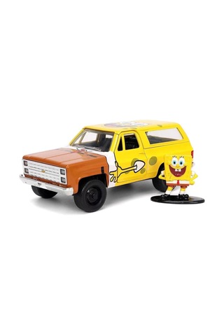 Sponge Bob Figür Ve 1980 Chevy K5 Blazer