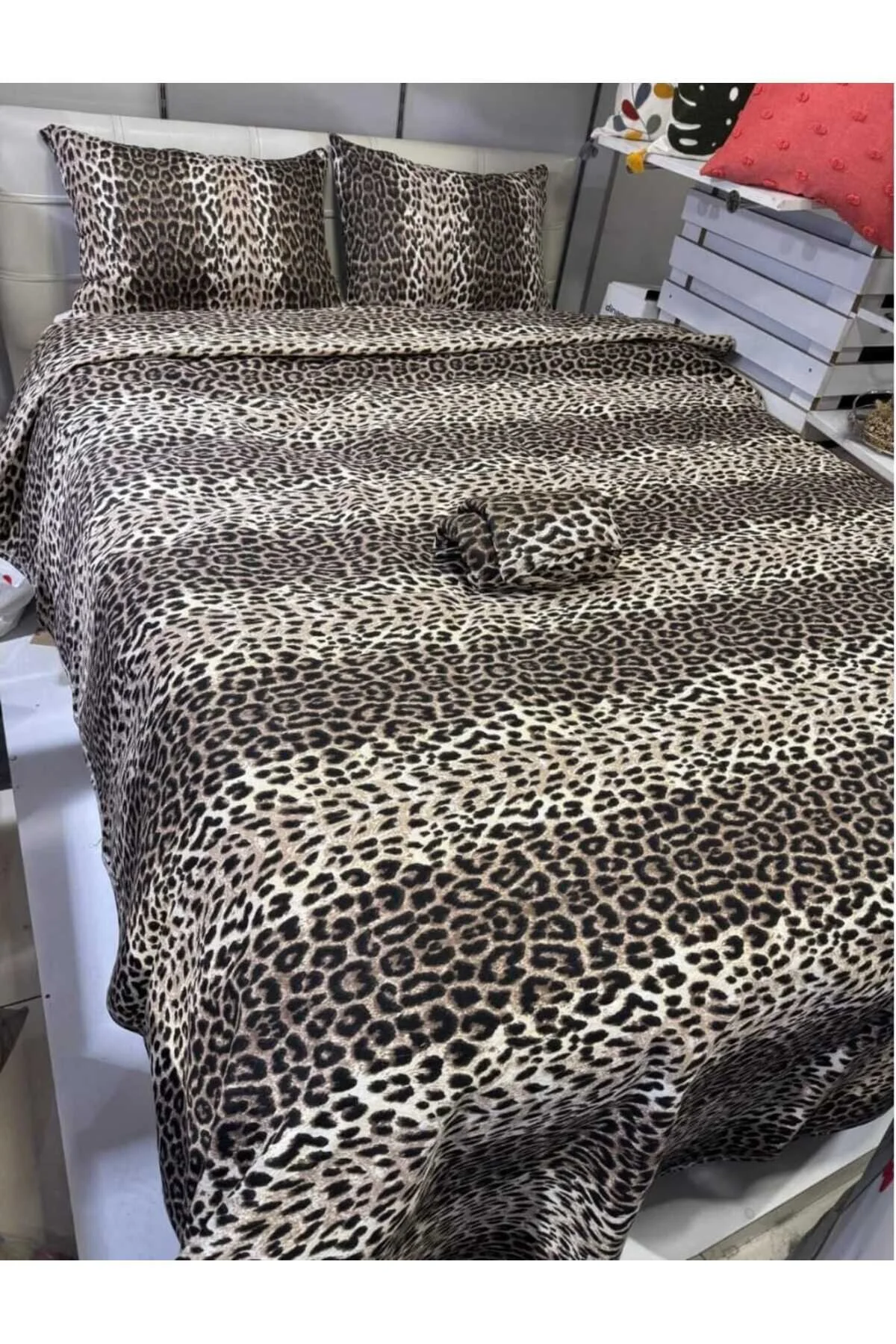 Leopar Desenli Battal Boy Pike 220x240 Cm Cesur Tarz, Hafif Konfor Diğer