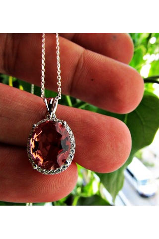 Zultanit Oval Taşlı Gümüş Kadın Kolyesi