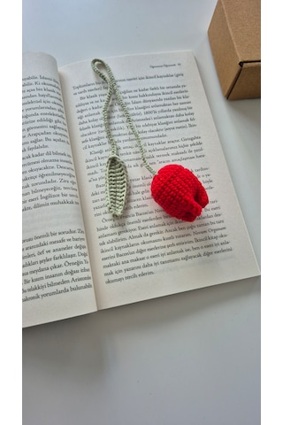 Kırmızı Lale Örgü Kitap Ayracı Amigurumi Kitap Aksesuarı Hediyelik