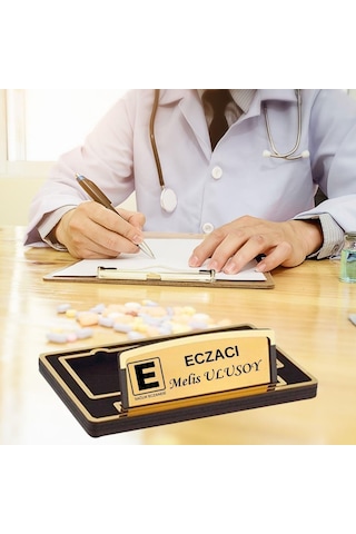 Eczacılara Özel Tasarımlı Masa Üstü Ahşap Masa Üstü İsimlik