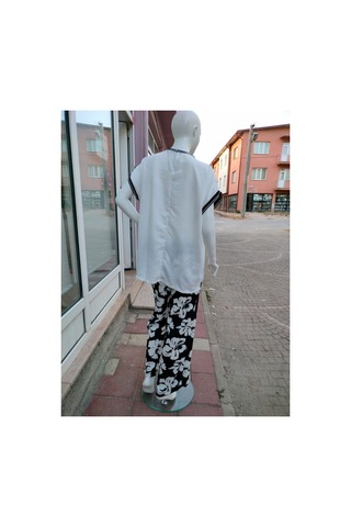 Çınar Boutique Gül Broşlu Büyük Beden Tshirt-ekru - 44 Ekru Ekru