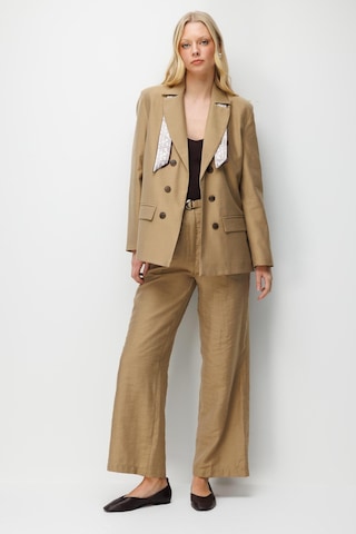 Mixray 4809 Kadın Fular Detaylı Keten Blazer Ceket Camel