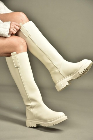 Fox Shoes V973555509 Bej Düz Tabanlı Kadın Binici Çizmesi Bej
