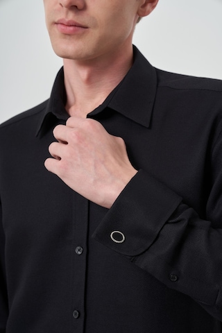 Morven Erkek Siyah Manşetli Slim Fit Sert Yaka Gömlek 25mc004031001 Siyah Siyah
