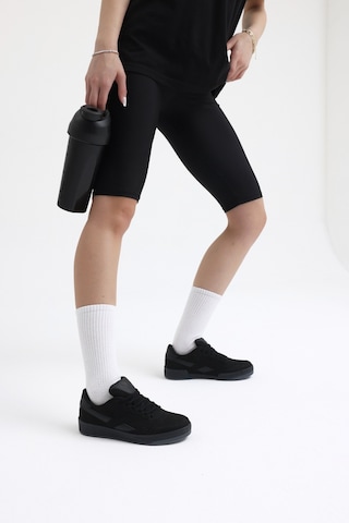 Tonny Black Rahat Kalıp Termo Taban Bağcıklı Spor Ayakkabı Unisex Siyah Ayakkabı Tba108